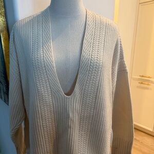 Burberry cream wool deep V-neck sweater.  Size L